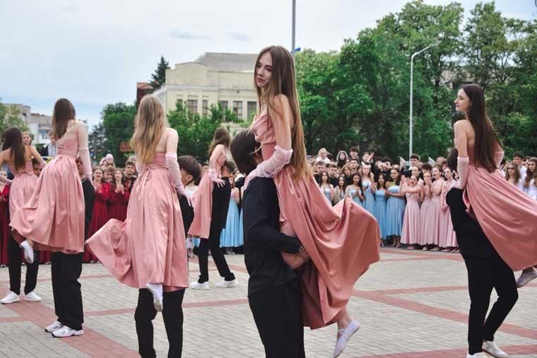 valskor20626 13